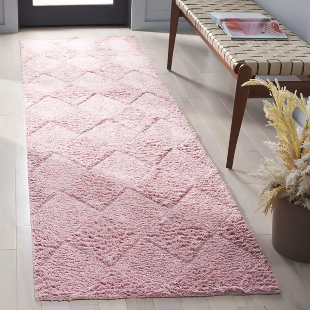 Safavieh Easy Care 2'-3" x 9'-0" Rug in Rose
