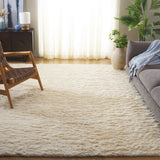 Safavieh Casablanca 10'-0" x 14'-0" Rug in Ivory
