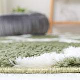 Safavieh Tahoe Shag 4'-0" x 6'-0" Rug in Sage / White