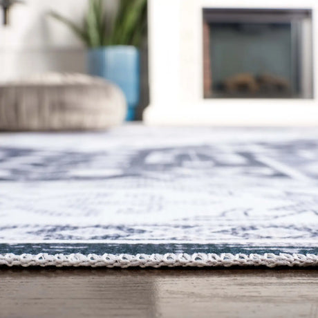 Safavieh Arizona 4'-0" x 6'-0" Rug in Grey Green / Ivory