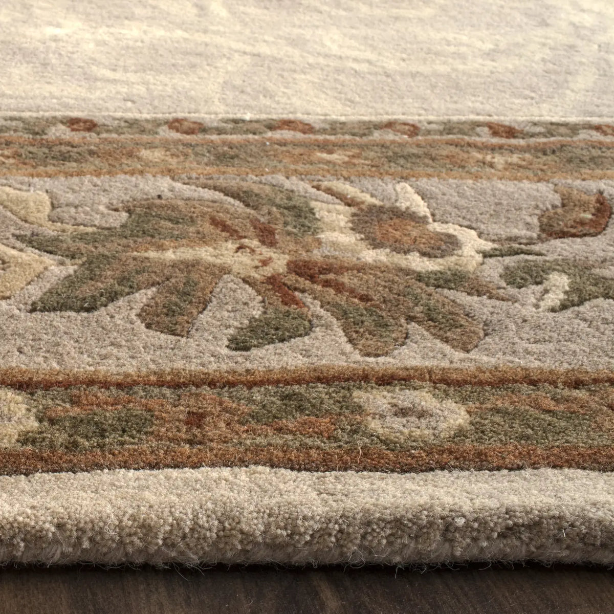 Safavieh Empire 9'-6" x 13'-6" Rug in Ivory / Light Grey