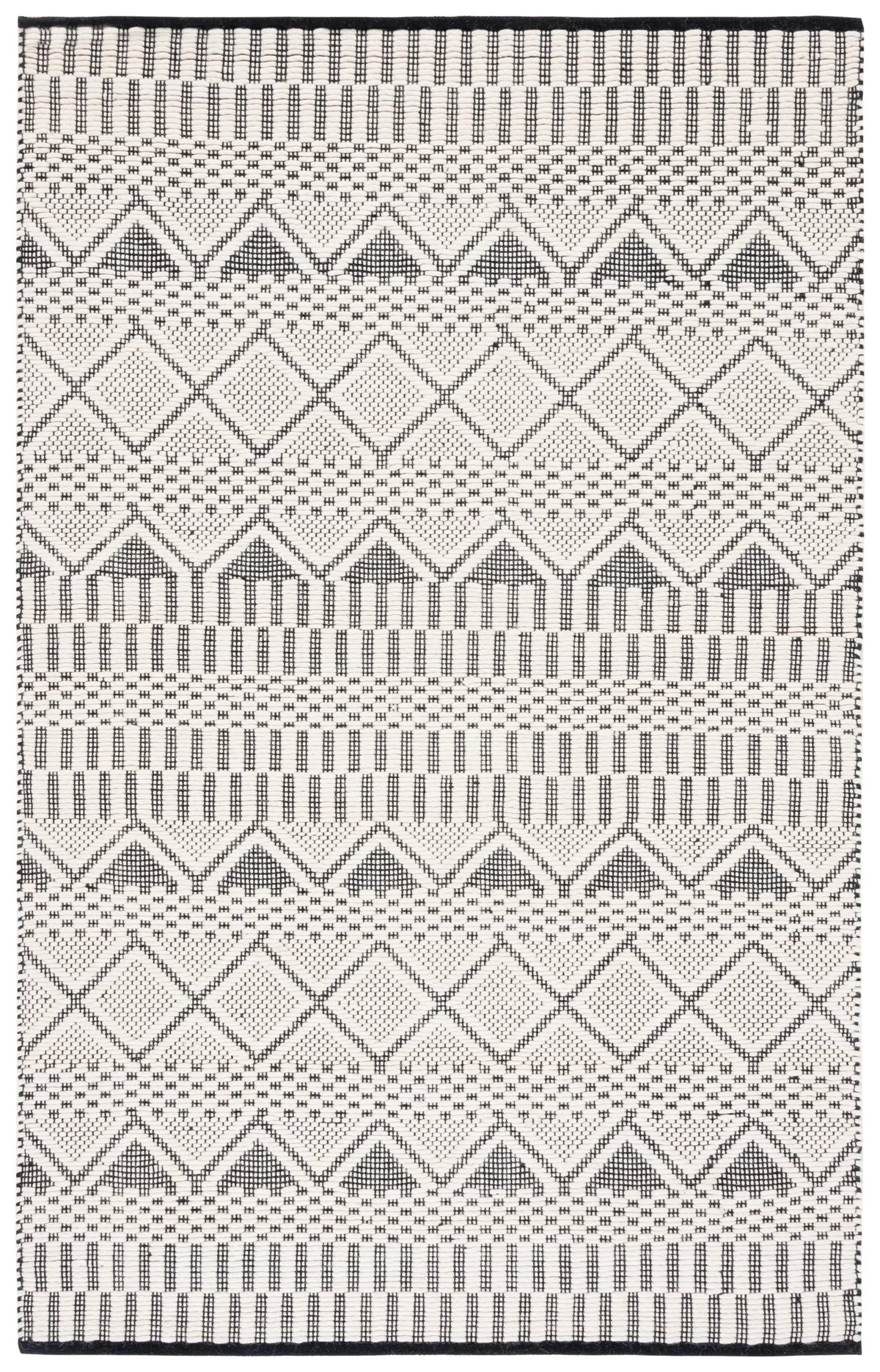 Safavieh Natura 5'-0" x 8'-0" Rug in Ivory / Black