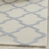 Safavieh Cambridge 4'-0" x 6'-0" Rug in Ivory / Light Blue