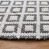 Safavieh Vermont 6'-0" x 6'-0" Rug in Ivory / Black