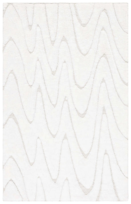 Safavieh Manhattan 4'-0" x 6'-0" Rug in Ivory / Beige