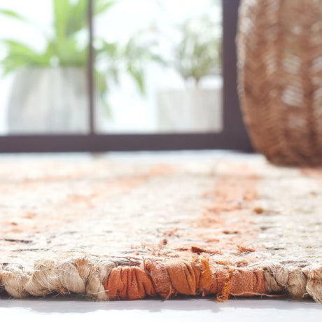 Safavieh Cape Cod 4'-0" x 6'-0" Rug in Orange / Natural