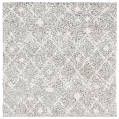 Safavieh Berber Shag 5'-1" x 5'-1" Rug in Light Grey / Cream