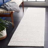 Safavieh Glamour 2'-3" x 8'-0" Rug in Grey / Ivory