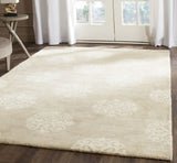 Safavieh Soho 3'-6" x 5'-6" Rug in Beige / Ivory