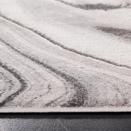 Safavieh Craft 5'-3" x 7'-6" Rug in Grey / Silver