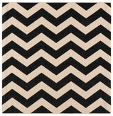 Safavieh Courtyard 5'-3" x 5'-3" Rug in Black / Beige