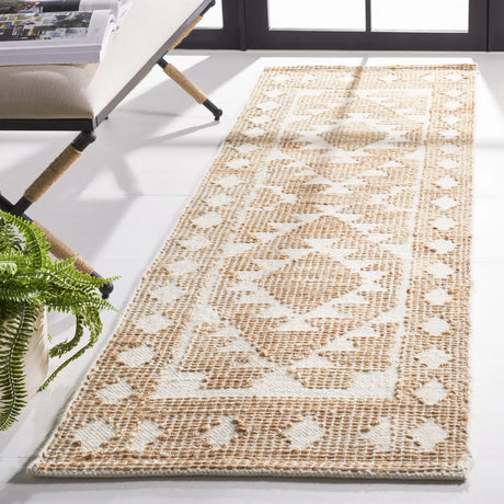 Safavieh Natural Fiber 2'-3" x 8'-0" Rug in Ivory / Natural