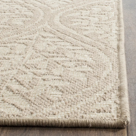 Safavieh Palm Beach 2'-0" x 8'-0" Rug in Sand / Natural