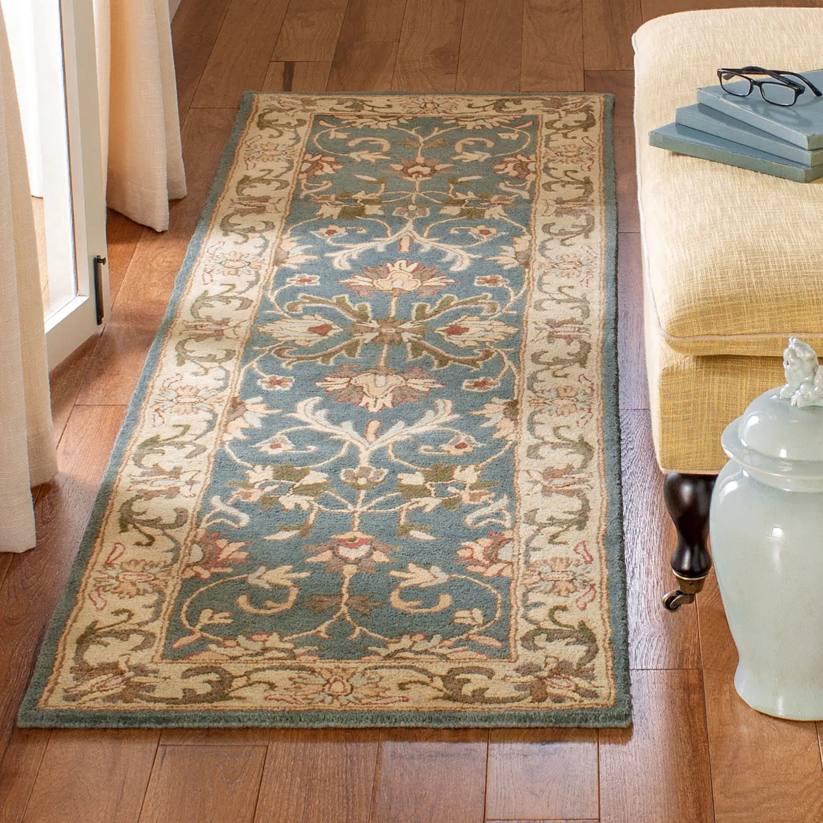 Safavieh Heritage 2'-3" x 12'-0" Rug in Blue / Beige
