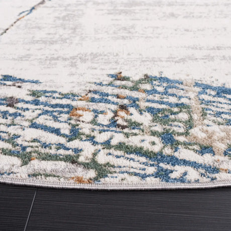 Safavieh Bel Air 6'-7" x 6'-7" Rug in Grey / Gold