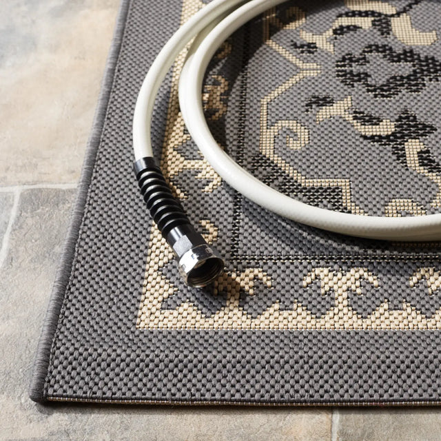 Safavieh Courtyard 5'-3" x 7'-7" Rug in Grey / Cream