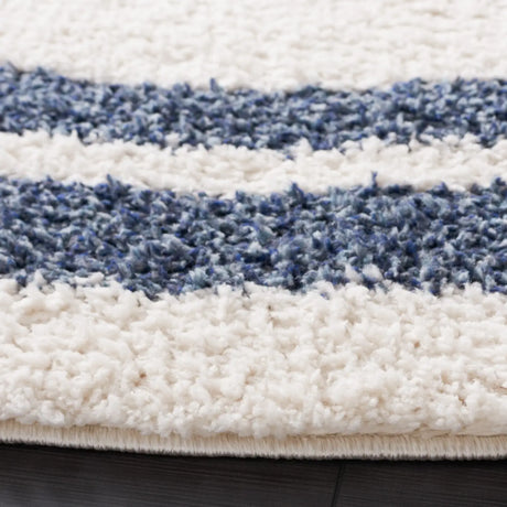 Safavieh Calico Shag 6'-7" x 6'-7" Rug in Ivory / Blue