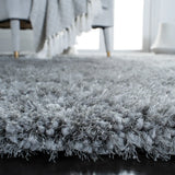 Safavieh Shag 4'-0" x 6'-0" Rug in Grey
