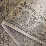 Safavieh Oushak 6'-0" x 9'-0" Rug in Silver / Grey