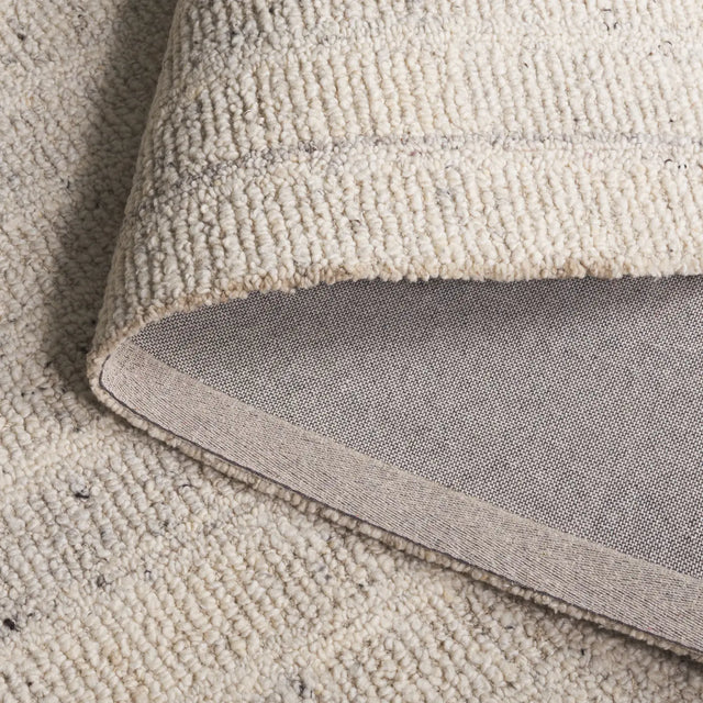 Safavieh Harvest 4'-0" x 6'-0" Rug in Beige