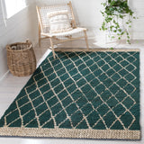 Safavieh Natural Fiber 4'-0" x 6'-0" Rug in Dark Green / Natural