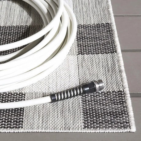 Safavieh Courtyard 4'-0" x 5'-7" Rug in Grey / Dark Grey