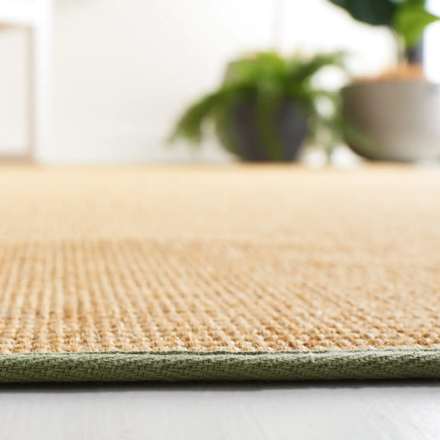 Safavieh Martha Stewart 4'-0" x 6'-0" Rug in Natural / Green