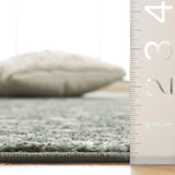 Safavieh Adirondack 4'-0" x 6'-0" Rug in Dark Green / Ivory