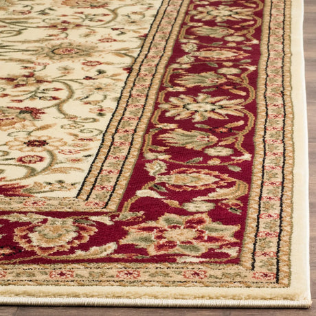 Safavieh Lyndhurst 4'-0" x 6'-0" Rug in Ivory / Red