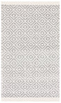 Safavieh Marbella 4'-0" x 6'-0" Rug in Ivory / Black