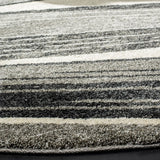 Safavieh Retro 6'-0" x 6'-0" Rug in Light Grey / Ivory