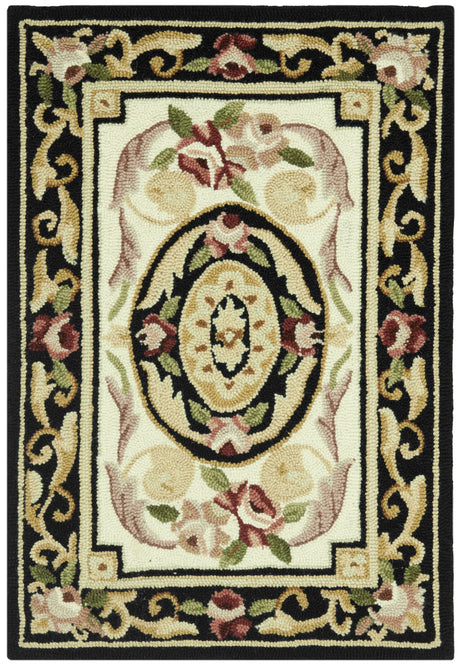 Safavieh Chelsea 1'-8" x 2'-6" Rug in Ivory / Black