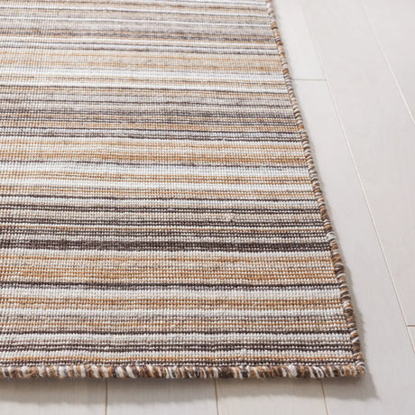 Safavieh Kilim 4'-0" x 6'-0" Rug in Brown / Yellow