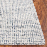 Safavieh Martha Stewart 4'-0" x 6'-0" Rug in Blue / Ivory