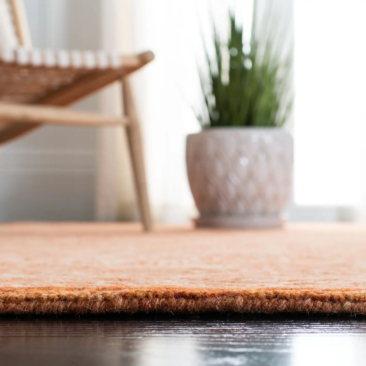 Safavieh Ikat 4'-0" x 6'-0" Rug in Rust
