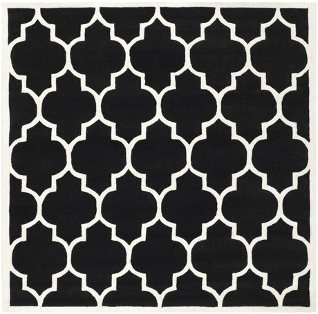 Safavieh Chatham 7'-0" x 7'-0" Rug in Black / Ivory