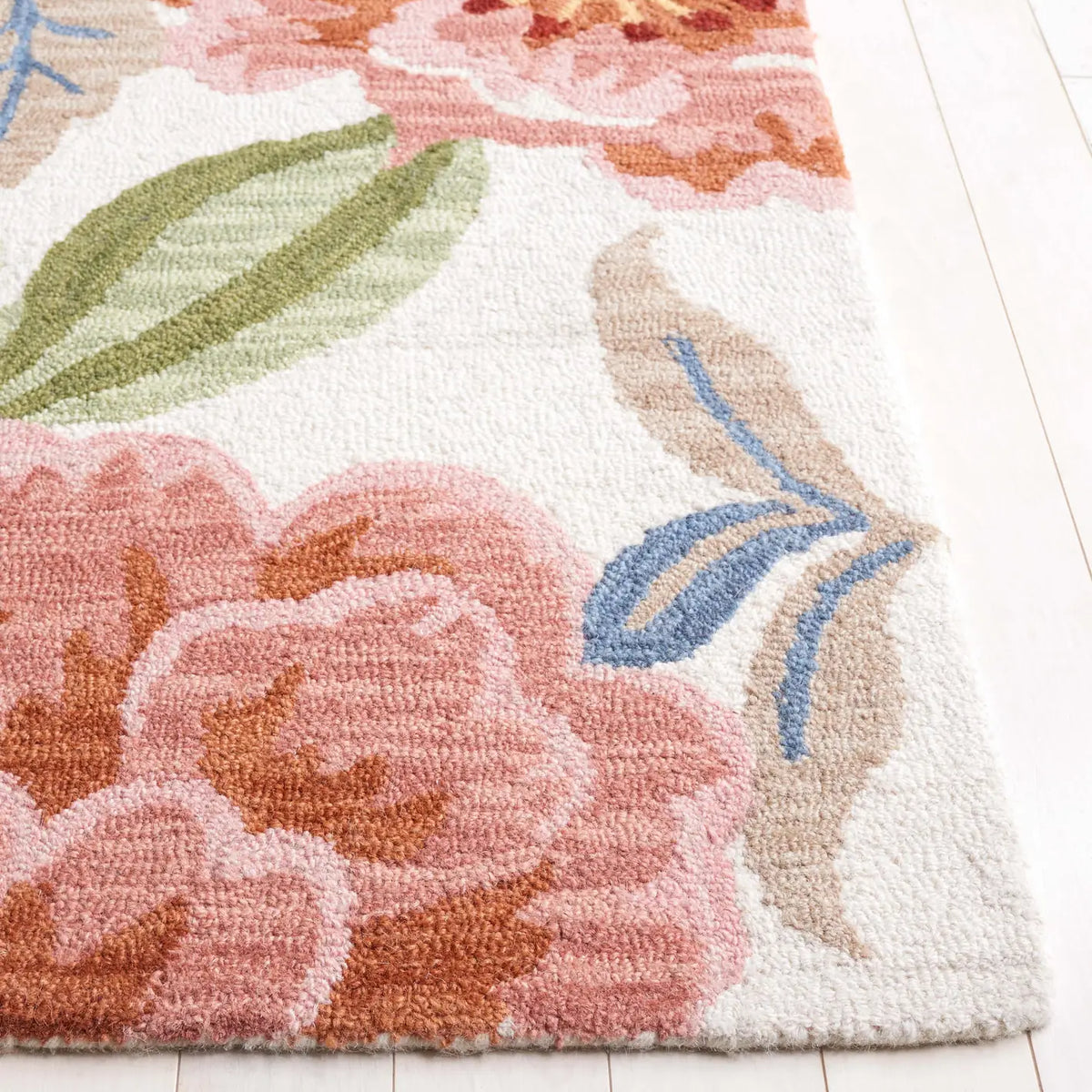 Safavieh Chelsea 4'-0" x 6'-0" Rug in Ivory / Pink