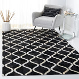 Safavieh Studio Leather 4'-0" x 6'-0" Rug in Black / Beige
