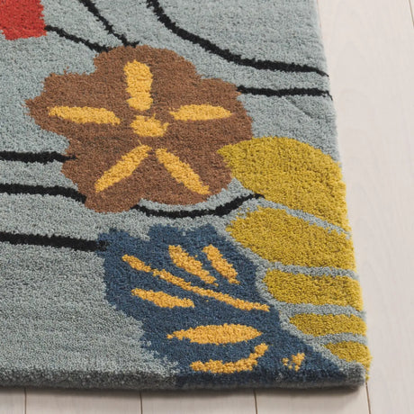 Safavieh Soho 5'-0" x 8'-0" Rug in Blue / Multi