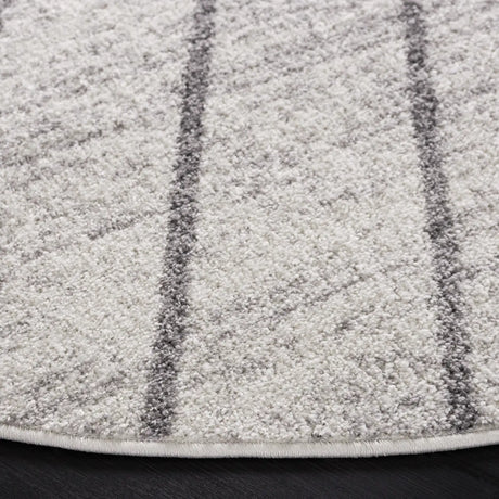 Safavieh Adirondack 6'-0" x 6'-0" Rug in Ivory / Dark Grey