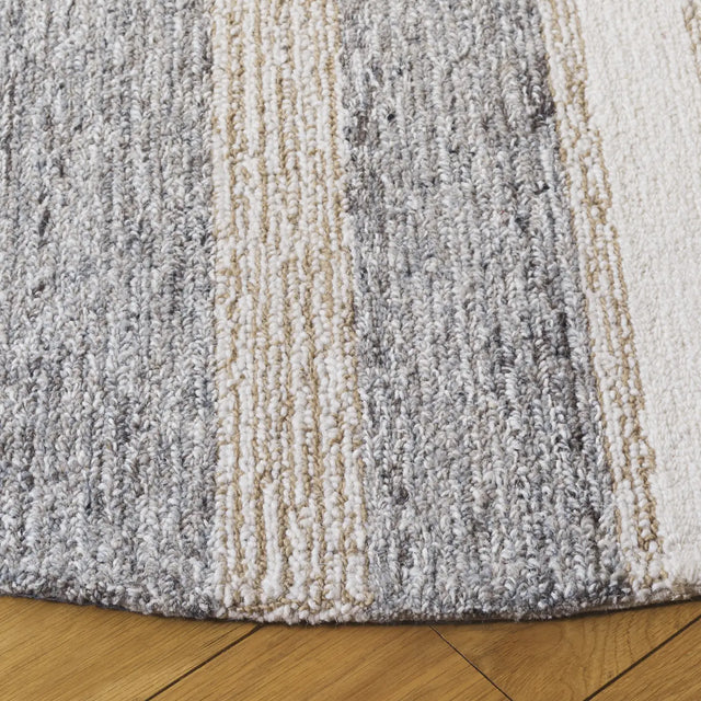 Safavieh Pine 6'-0" x 6'-0" Rug in Beige / Ivory