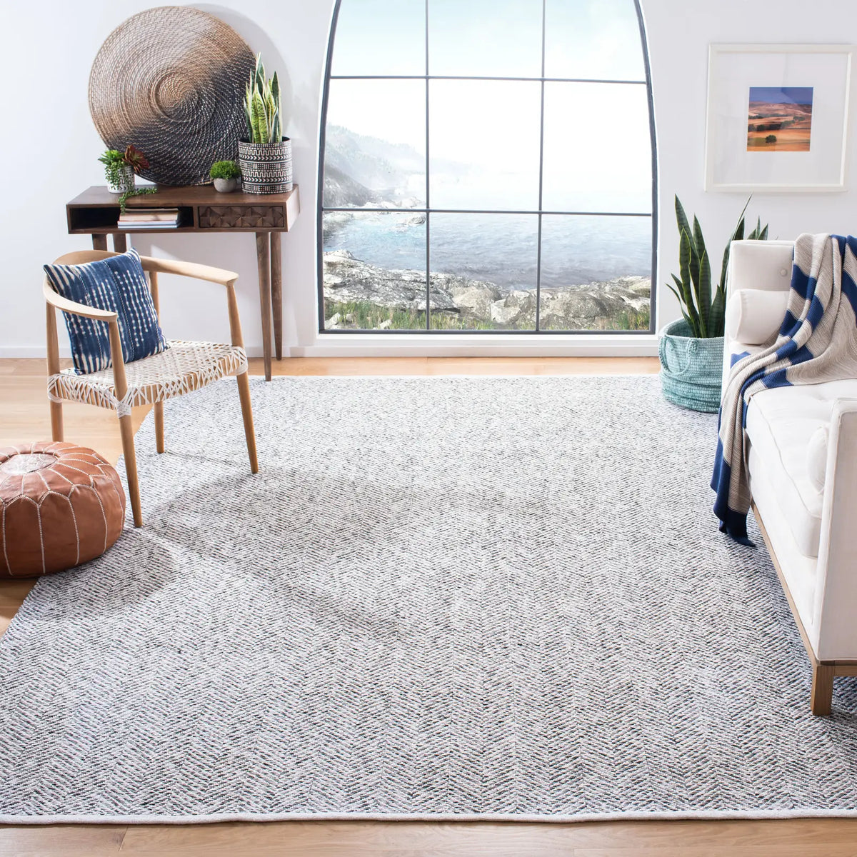 Safavieh Nantucket 8'-0" x 10'-0" Rug in Charcoal