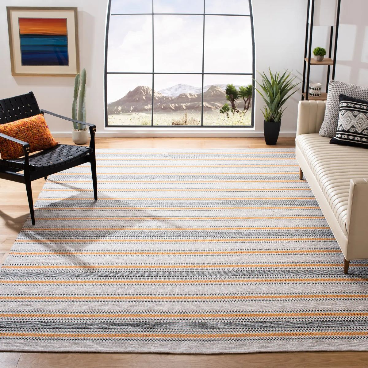 Safavieh Montauk 6'-0" x 9'-0" Rug in Orange / Beige