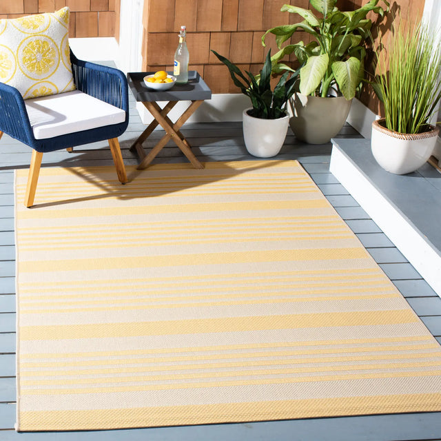 Safavieh Courtyard 4'-0" x 5'-7" Rug in Gold / Beige