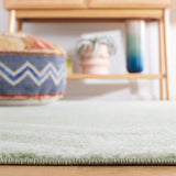 Safavieh Adirondack 4'-0" x 6'-0" Rug in Sage / Ivory