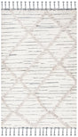 Safavieh Kenya 5'-0" x 8'-0" Rug in Ivory / Grey