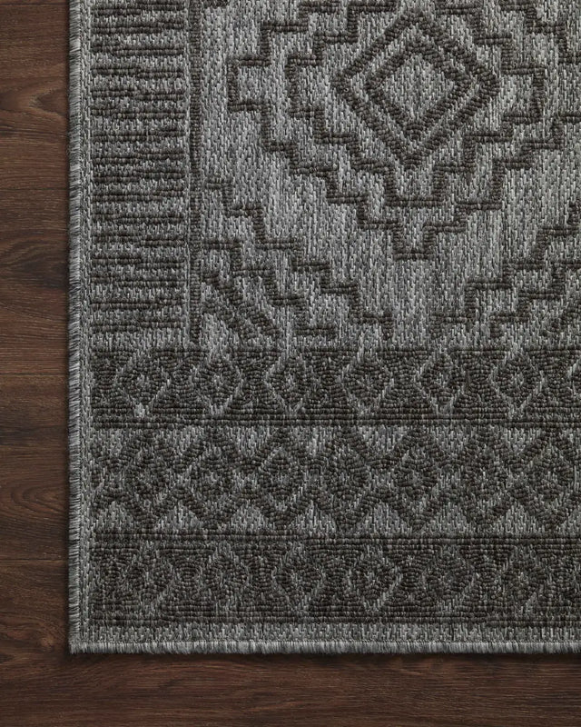 Loloi Rainier Rai-06 Grey/Charcoal Rug - corner on wood
