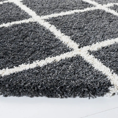 Safavieh Hudson Shag 7'-0" x 7'-0" Rug in Dark Grey / Ivory