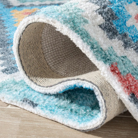 Safavieh Saffron 4'-0" x 6'-0" Rug in Blue / Aqua