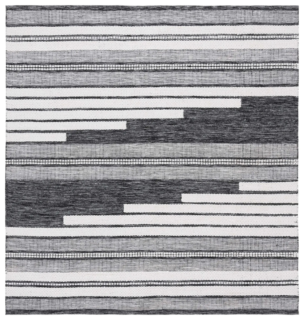 Safavieh Kilim 6'-0" x 6'-0" Rug in Ivory / Black
